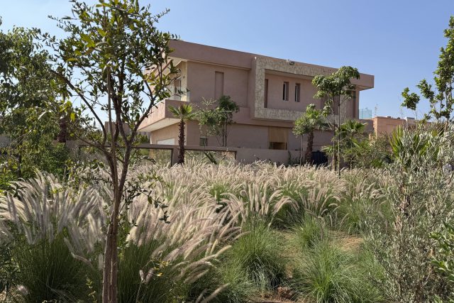 Entrée Amelkis 1: Rare- Villa neuve à louer meublée, 5 Ch, Piscine chaufée